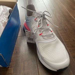 BRAND NEW NMD-V3 Adidas shoes